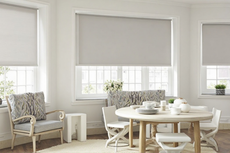 Como Escolher Cortinas Rolo para Elegância e Funcionalidade